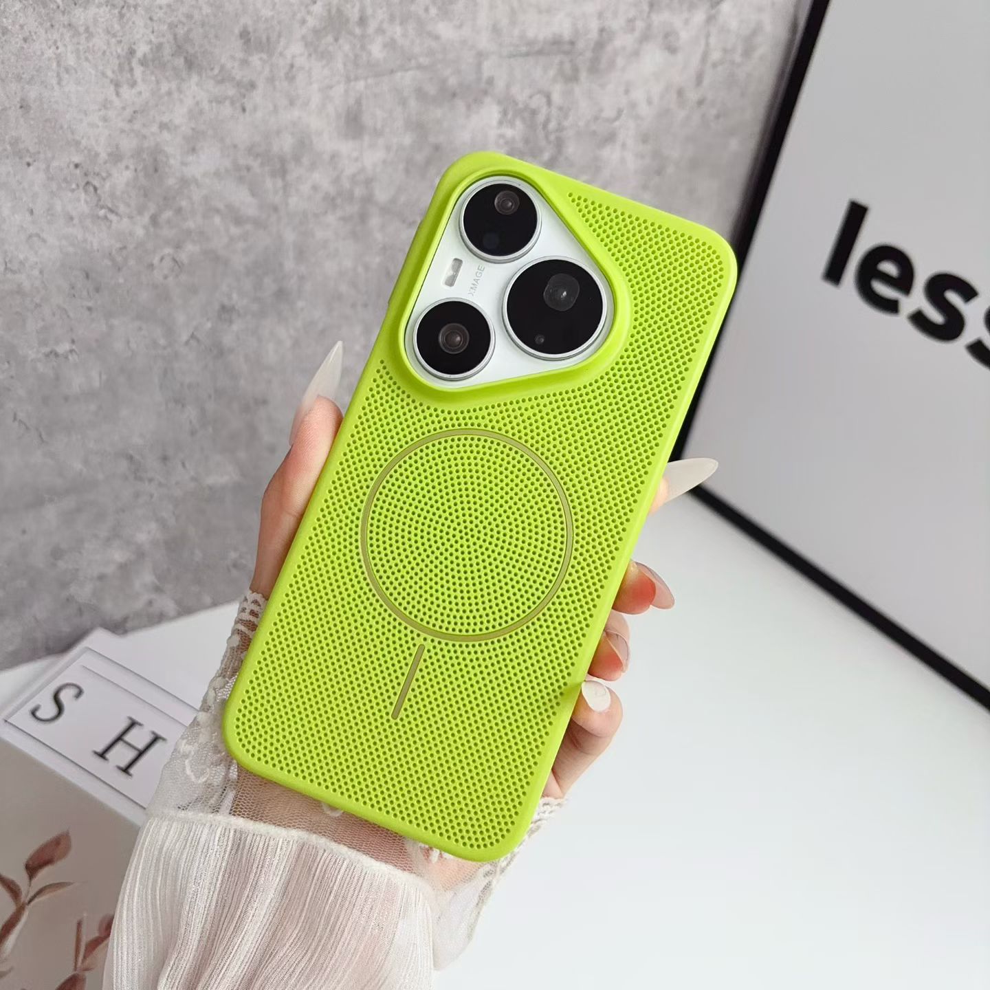磁気式Magsafe対応冷却通気シェルケース Huawei  - Huawei Mate 60 のレビューと価格